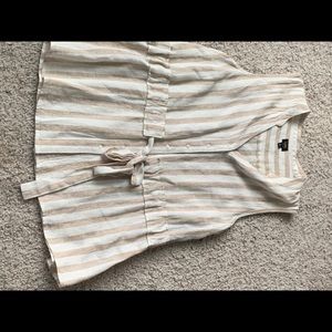 Cute sleeveless top